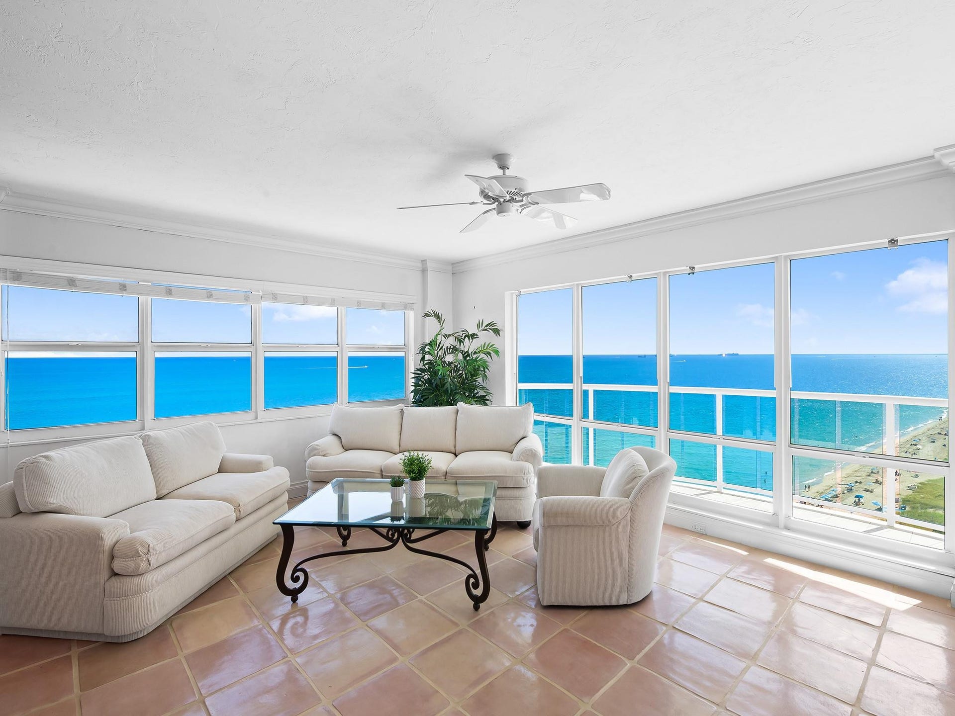 3400 Galt Ocean Drive, #1202S, Fort Lauderdale, FL 33308 Living area