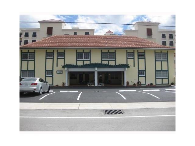 2404 NE 33rd Avenue, #12, Fort Lauderdale, FL 33305
