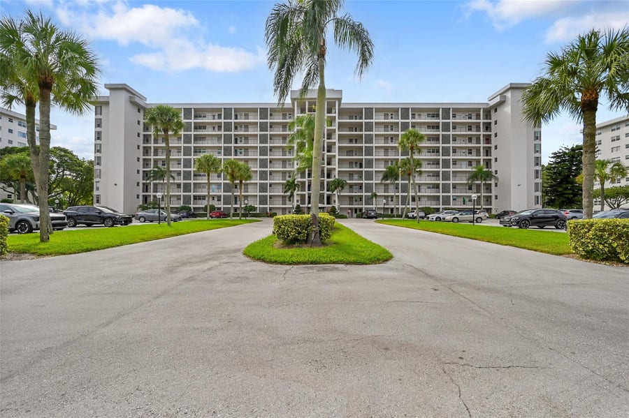 Property photo for 3100 N Palm Aire Drive, #606, Pompano Beach, FL