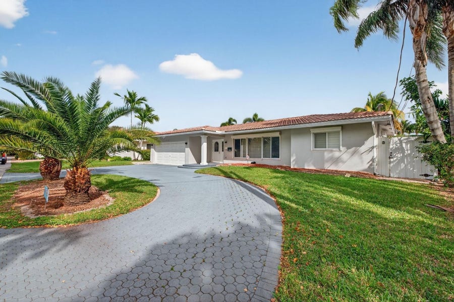Property photo for 5950 NE 28th Avenue, Fort Lauderdale, FL