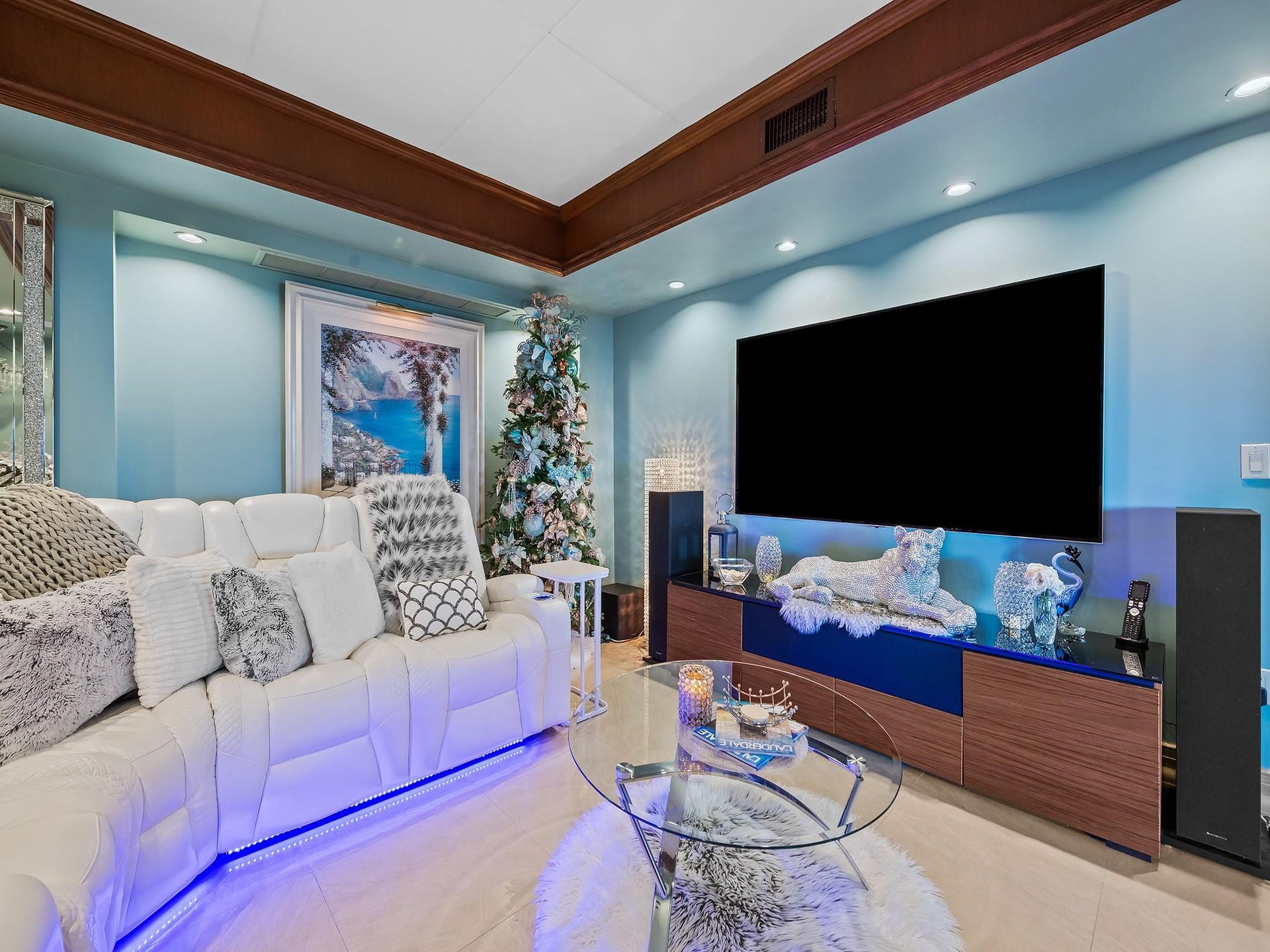3055 Harbor Drive, #1402, Fort Lauderdale, FL 33316 MEDIA ROOM OR POTENTIAL DEN/OFFICE
