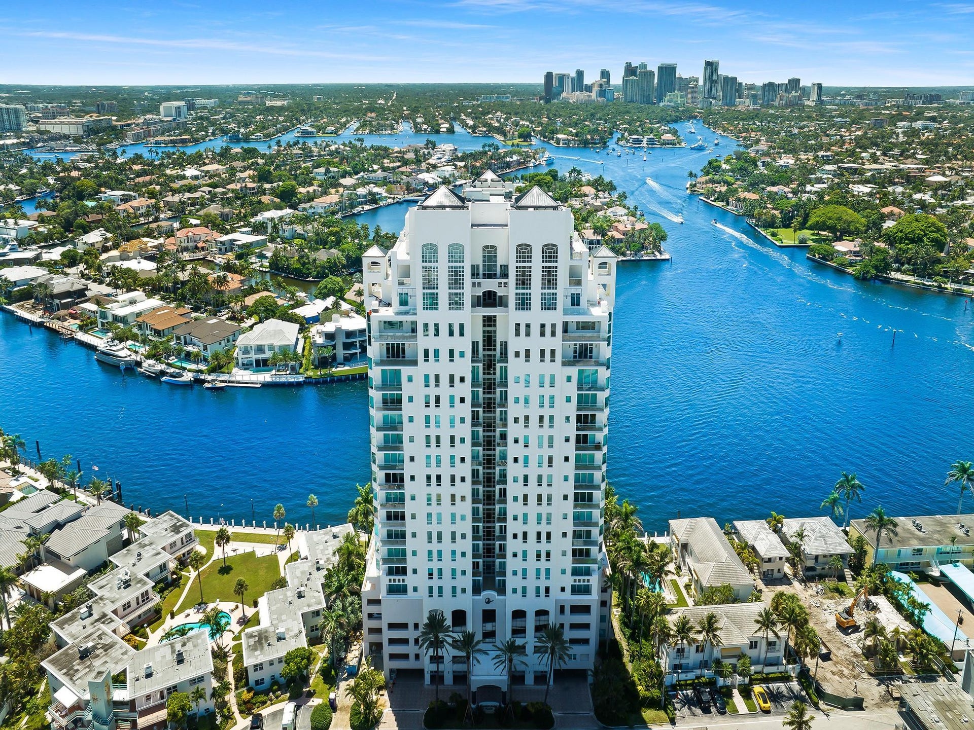 3055 Harbor Drive, #1402, Fort Lauderdale, FL 33316 Photo 4