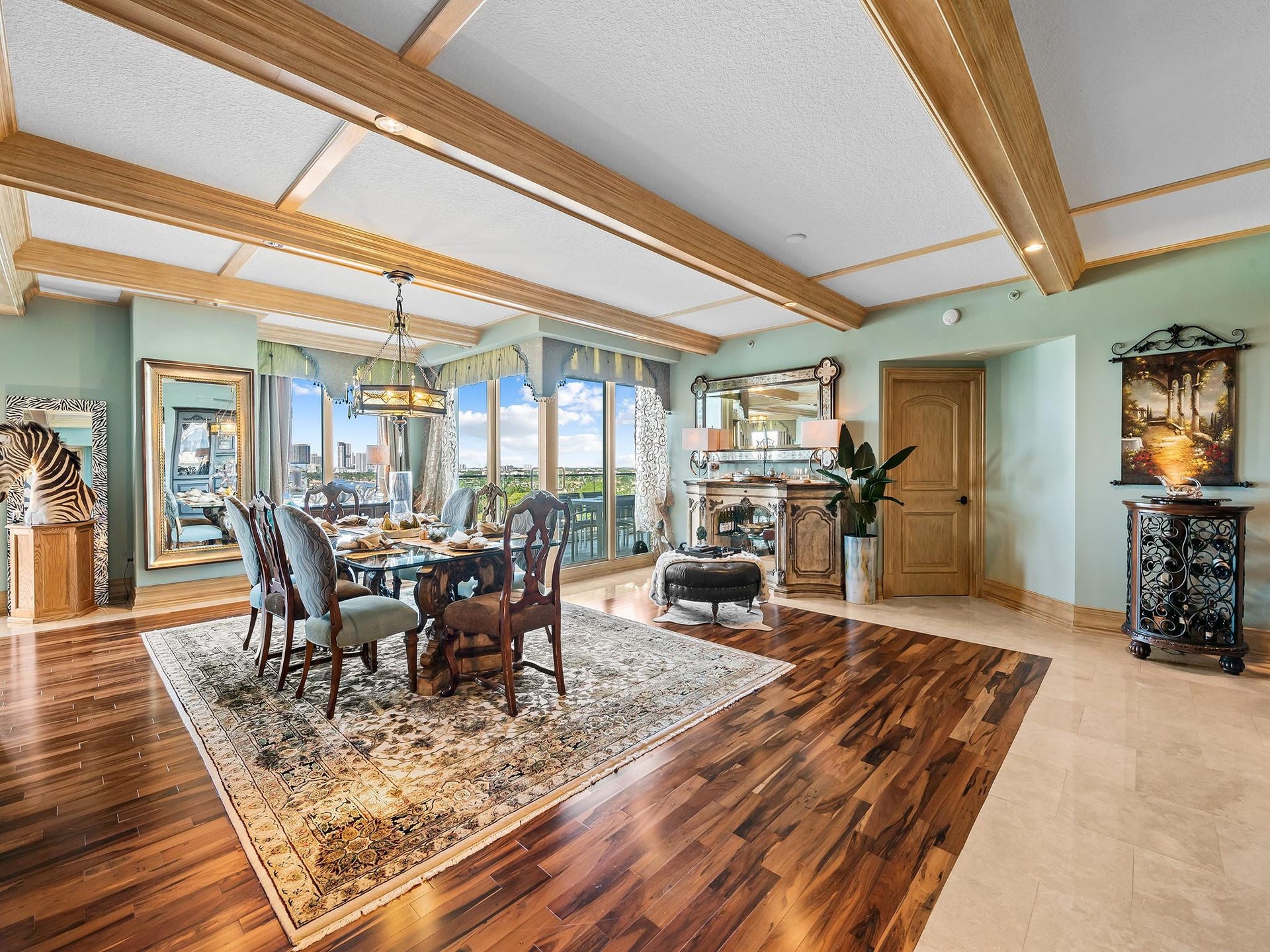 3055 Harbor Drive, #1402, Fort Lauderdale, FL 33316 FORMAL DINING ROOM