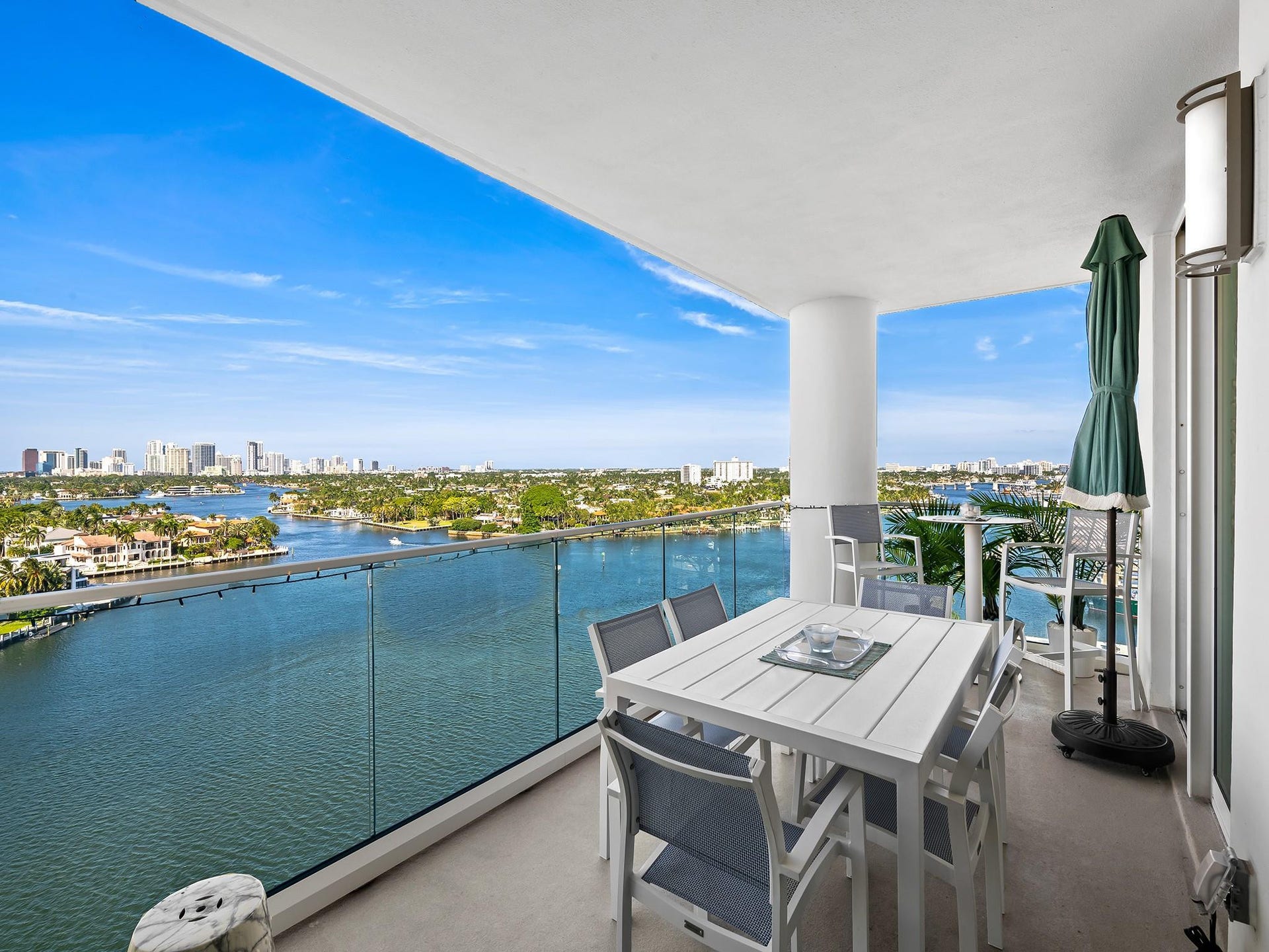 3055 Harbor Drive, #1402, Fort Lauderdale, FL 33316 MAIN BALCONY, PANORAMIC PROTECTED VIEWS OF INTRACOASTAL, NEW RIVER AND DOWNTOWN FORT LAUDERDALE!