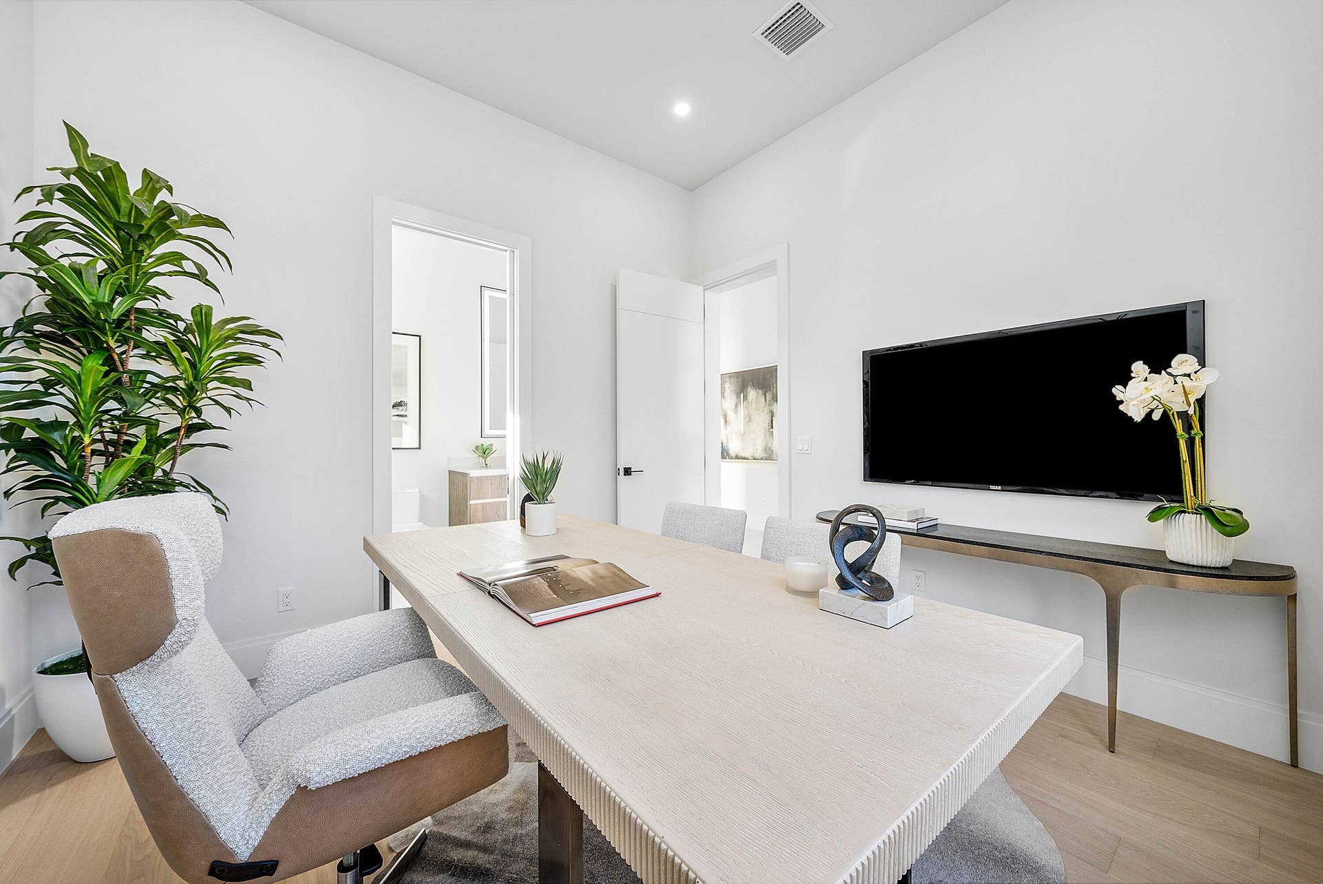 222 SE 5th Street, Delray Beach, FL 33483 041-222Southeast5thStreet-DelrayBeach-FL