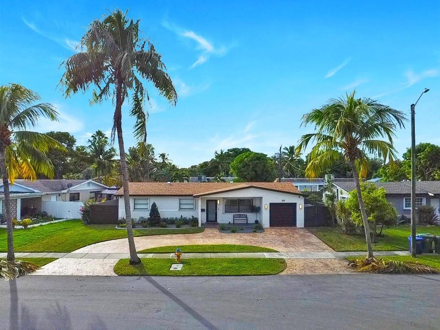Property photo for 300 SW 65th Way, Pembroke Pines, FL