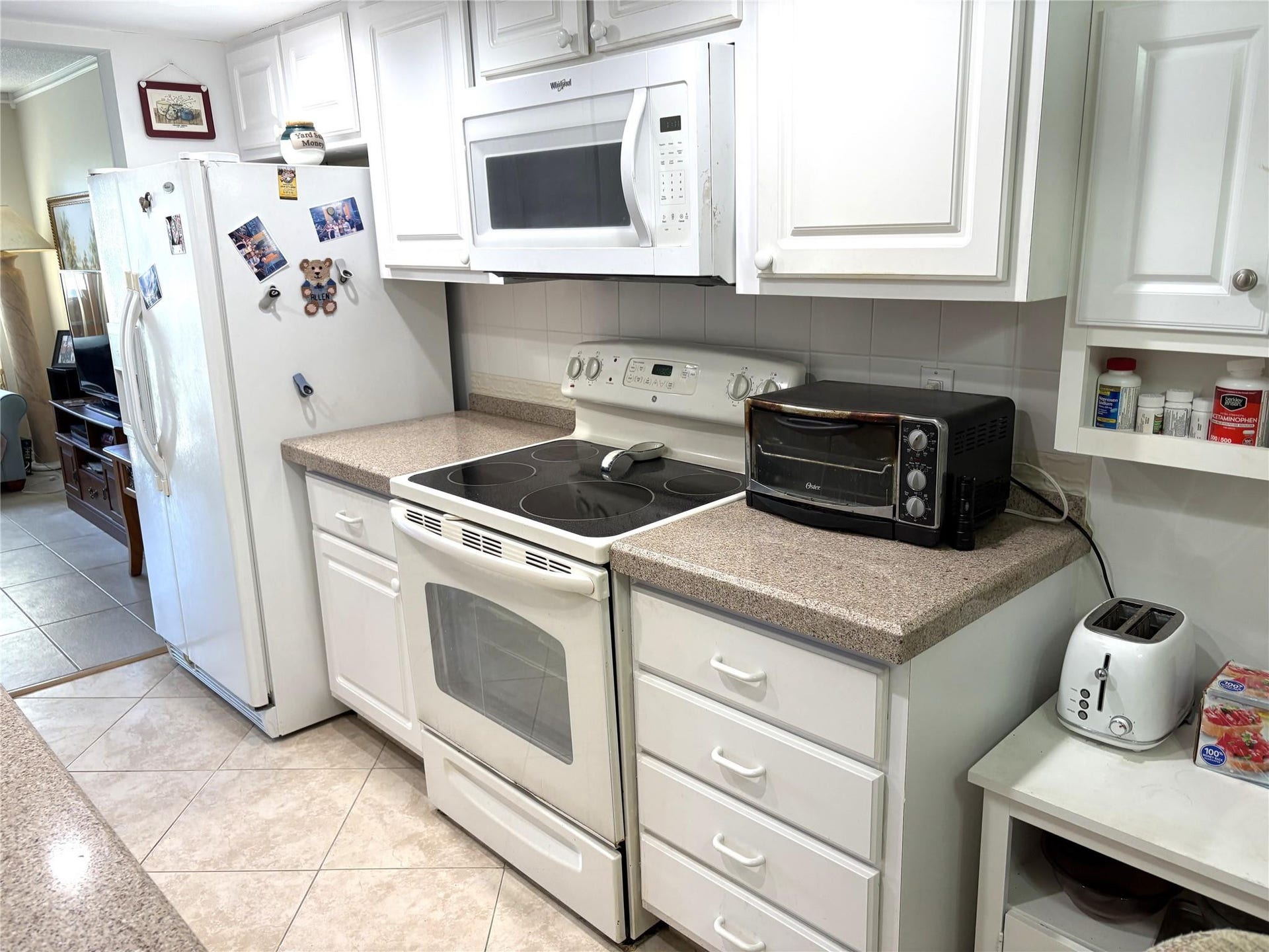 620 Tennis Club Drive, #105, Fort Lauderdale, FL 33311 Kitchen