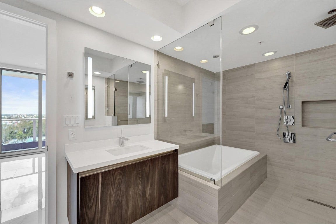 1180 N Federal Highway, #1005, Fort Lauderdale, FL 33304