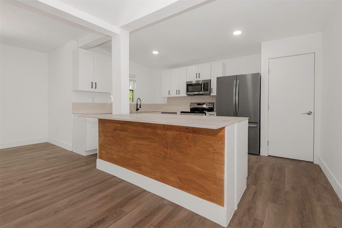 302 SW 15th Street, Dania Beach, FL 33004 302 SW 15th Street, Dania Beach, FL 33004