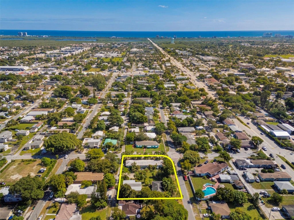 302 SW 15th Street, Dania Beach, FL 33004 302 SW 15th Street, Dania Beach, FL 33004