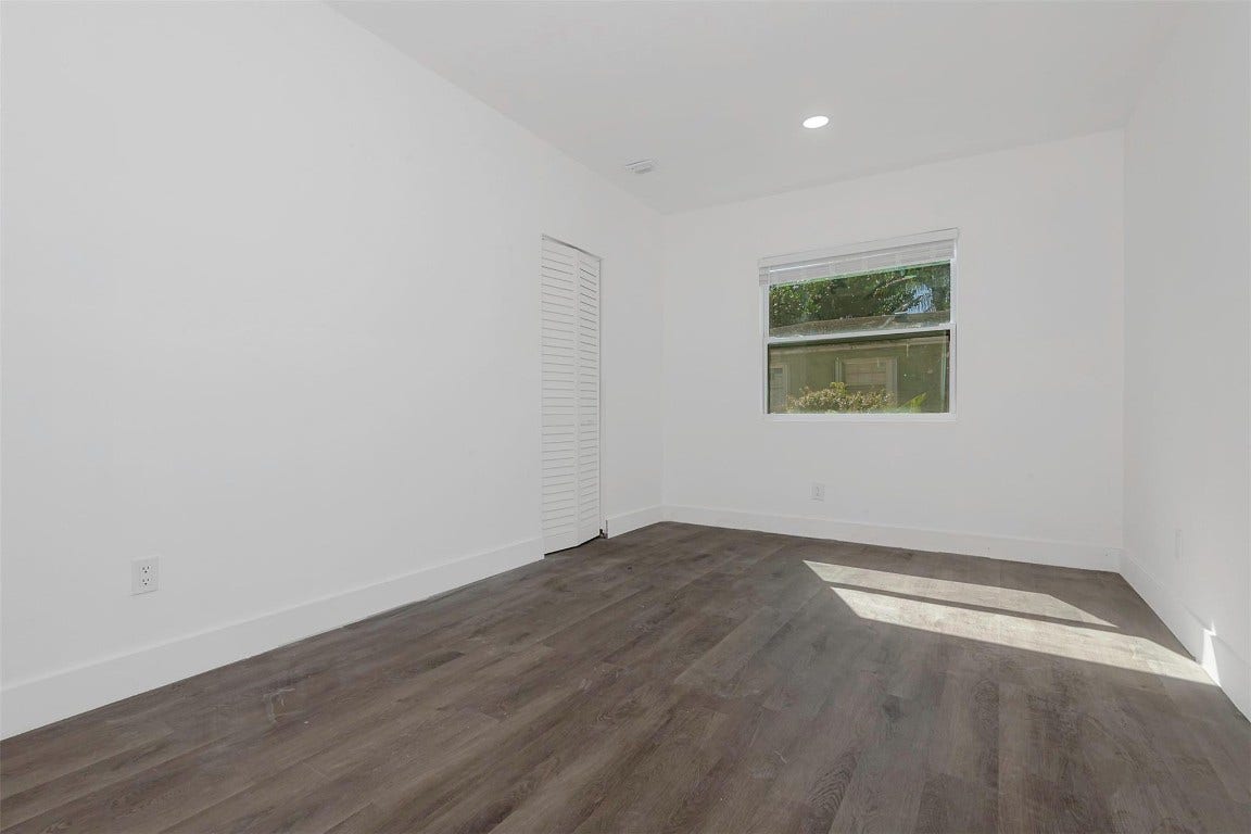 302 SW 15th Street, Dania Beach, FL 33004 302 SW 15th Street, Dania Beach, FL 33004
