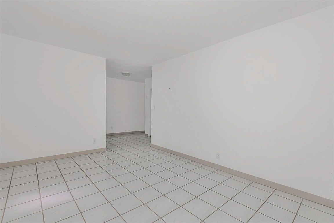 302 SW 15th Street, Dania Beach, FL 33004 302 SW 15th Street, Dania Beach, FL 33004