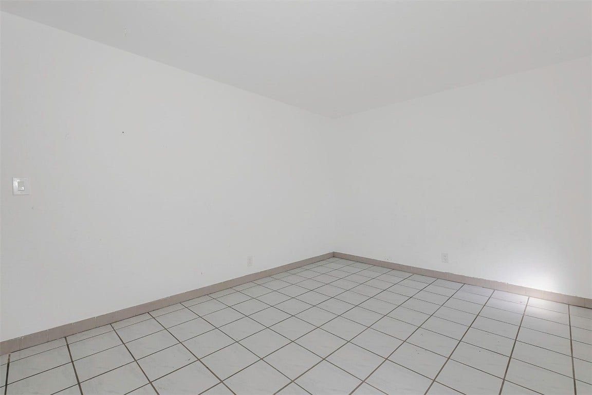 302 SW 15th Street, Dania Beach, FL 33004 302 SW 15th Street, Dania Beach, FL 33004