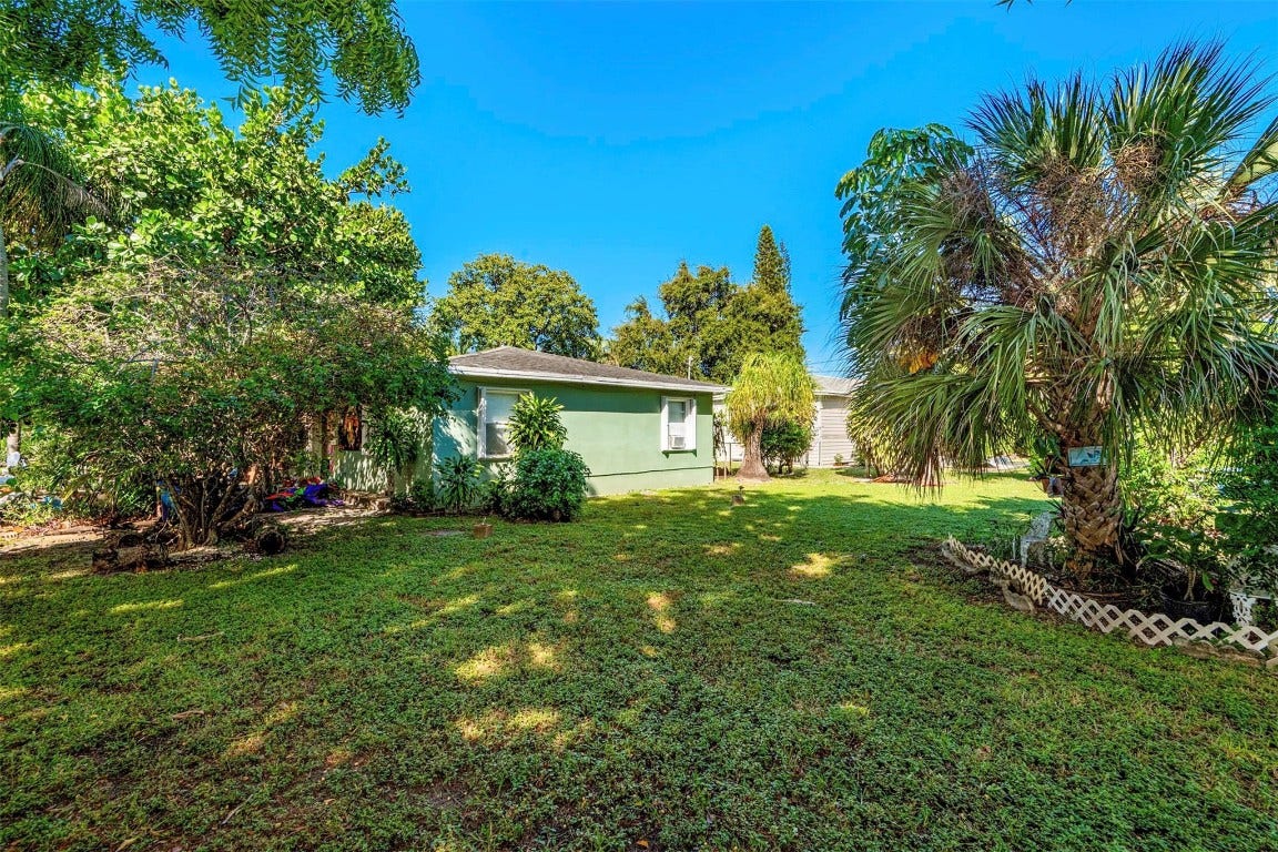 302 SW 15th Street, Dania Beach, FL 33004 302 SW 15th Street, Dania Beach, FL 33004