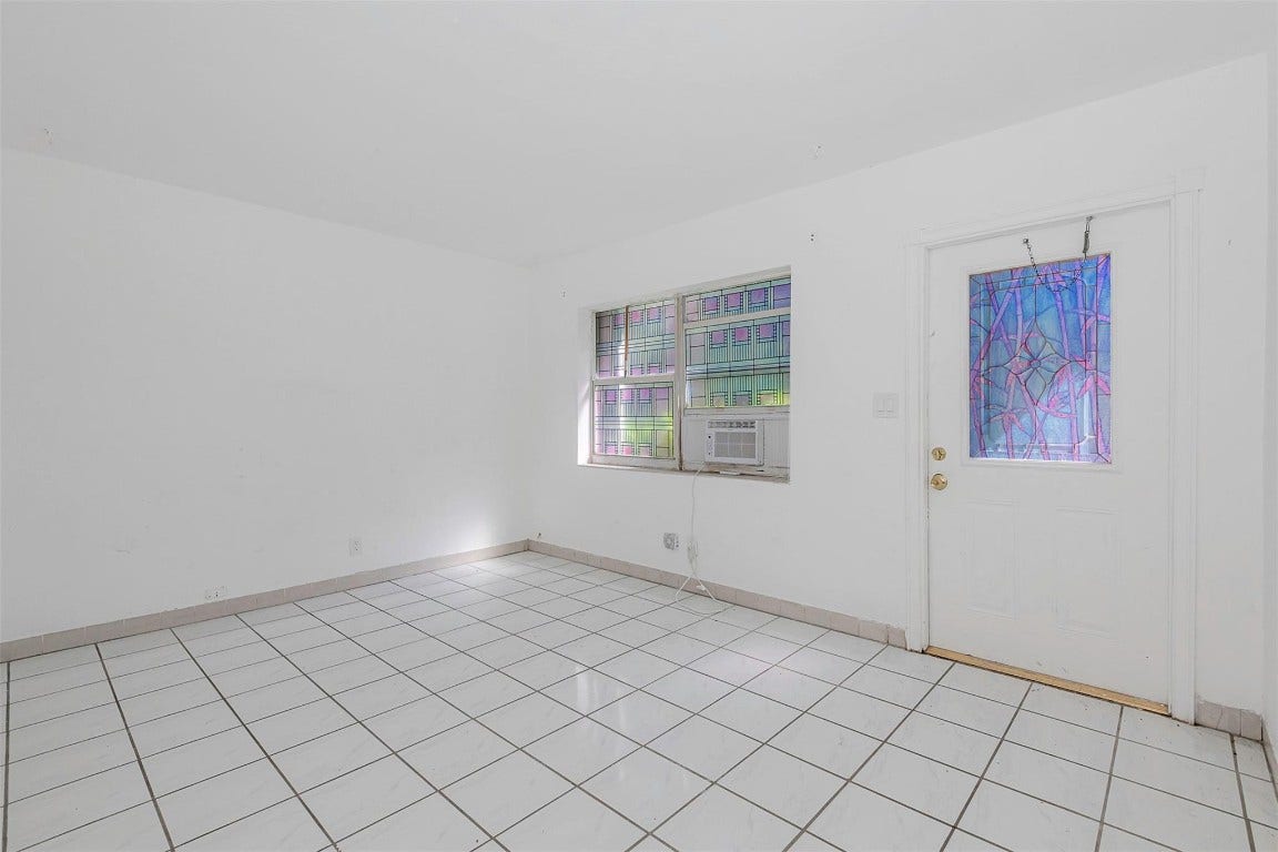 302 SW 15th Street, Dania Beach, FL 33004 302 SW 15th Street, Dania Beach, FL 33004