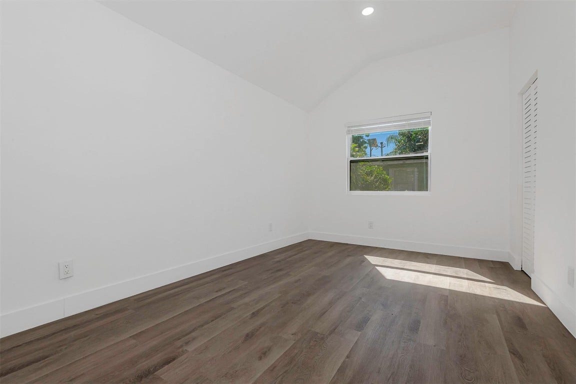 302 SW 15th Street, Dania Beach, FL 33004 302 SW 15th Street, Dania Beach, FL 33004