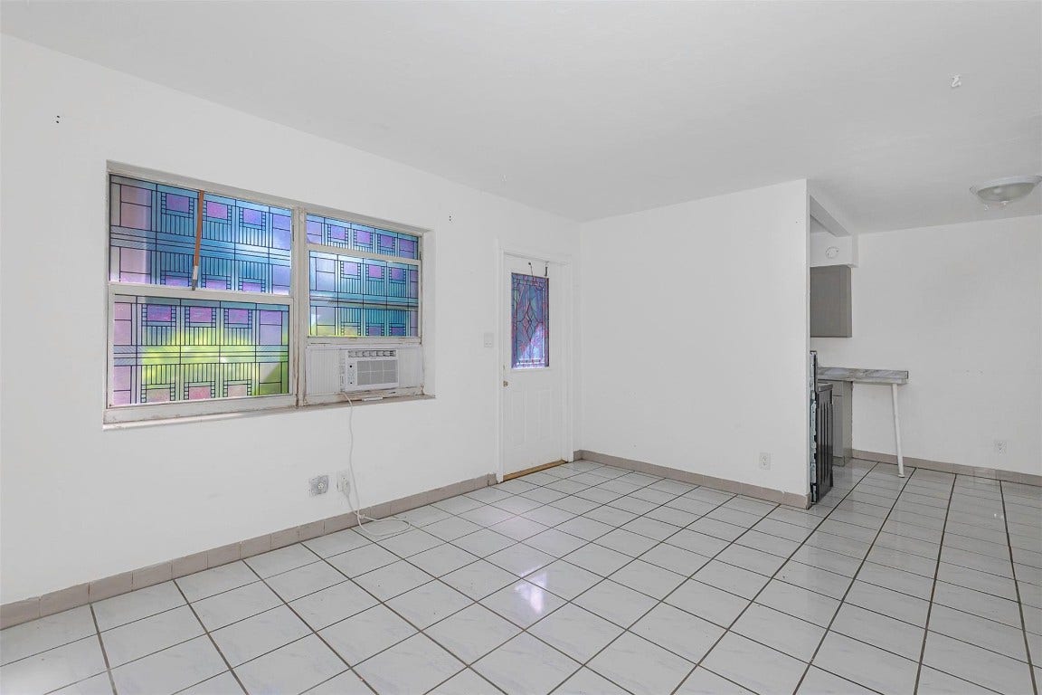 302 SW 15th Street, Dania Beach, FL 33004 302 SW 15th Street, Dania Beach, FL 33004