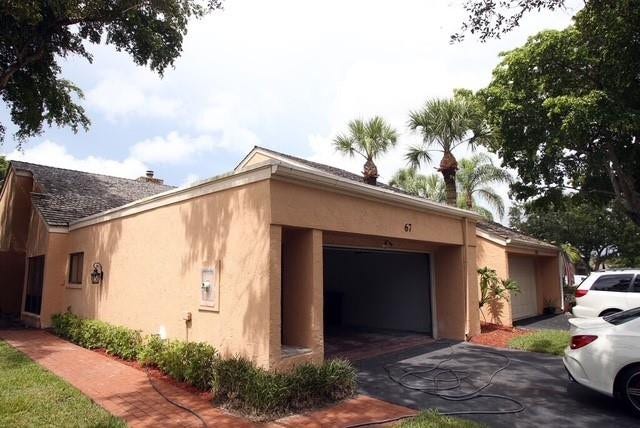 Property photo for 67 Balfour Road, Palm Beach Gardens, FL