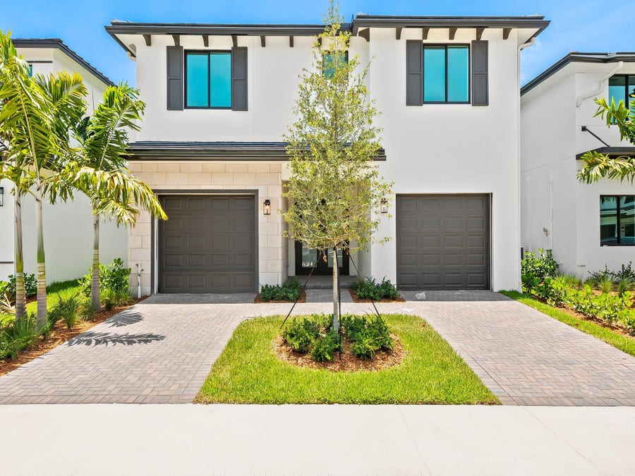 Property photo for 1446 SW 23rd Street, Fort Lauderdale, FL
