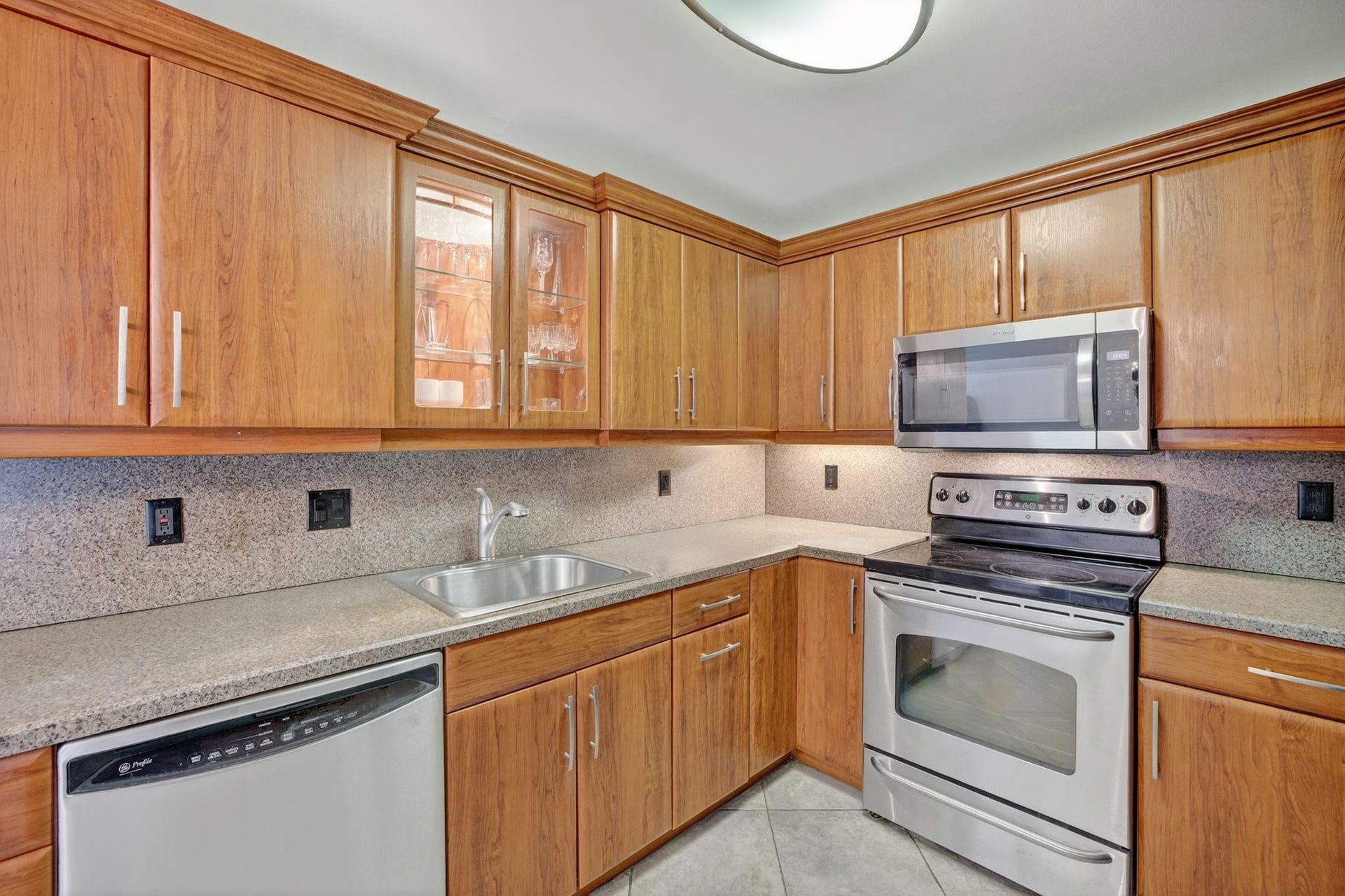 1160 N Federal Highway, #716, Fort Lauderdale, FL 33304