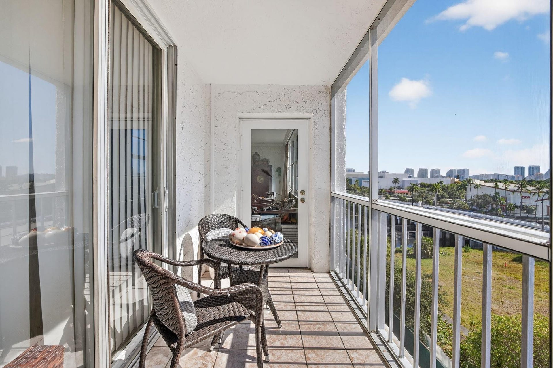 1160 N Federal Highway, #716, Fort Lauderdale, FL 33304