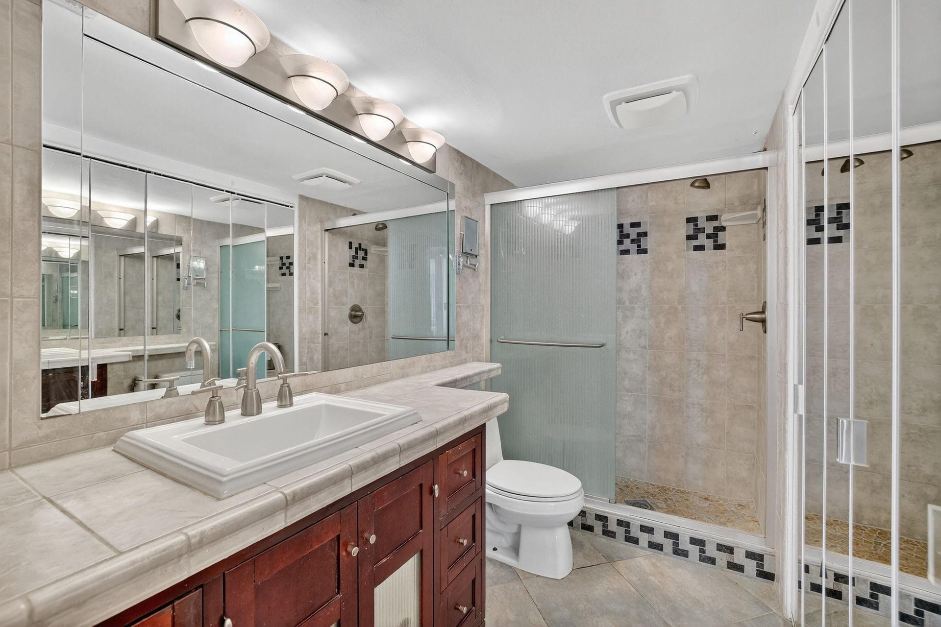 1160 N Federal Highway, #716, Fort Lauderdale, FL 33304