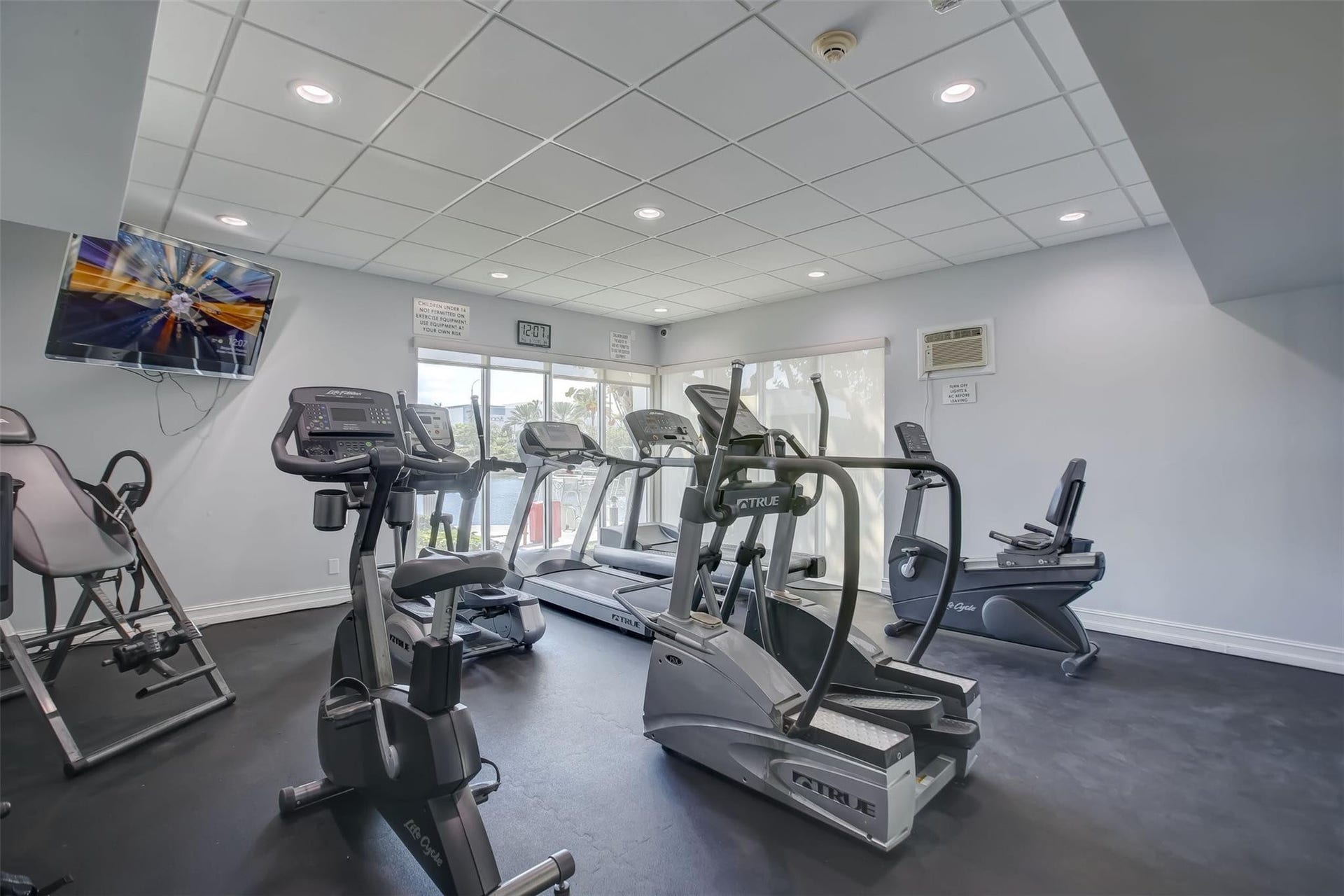 1160 N Federal Highway, #716, Fort Lauderdale, FL 33304