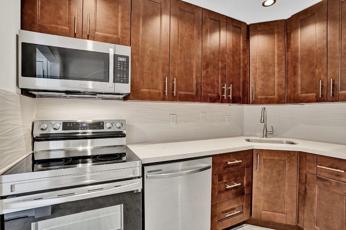 3115 Oakland Shores Drive, #E109, Oakland Park, FL 33309 3115 Oakland Shores Drive, #E109, Oakland Park, FL 33309