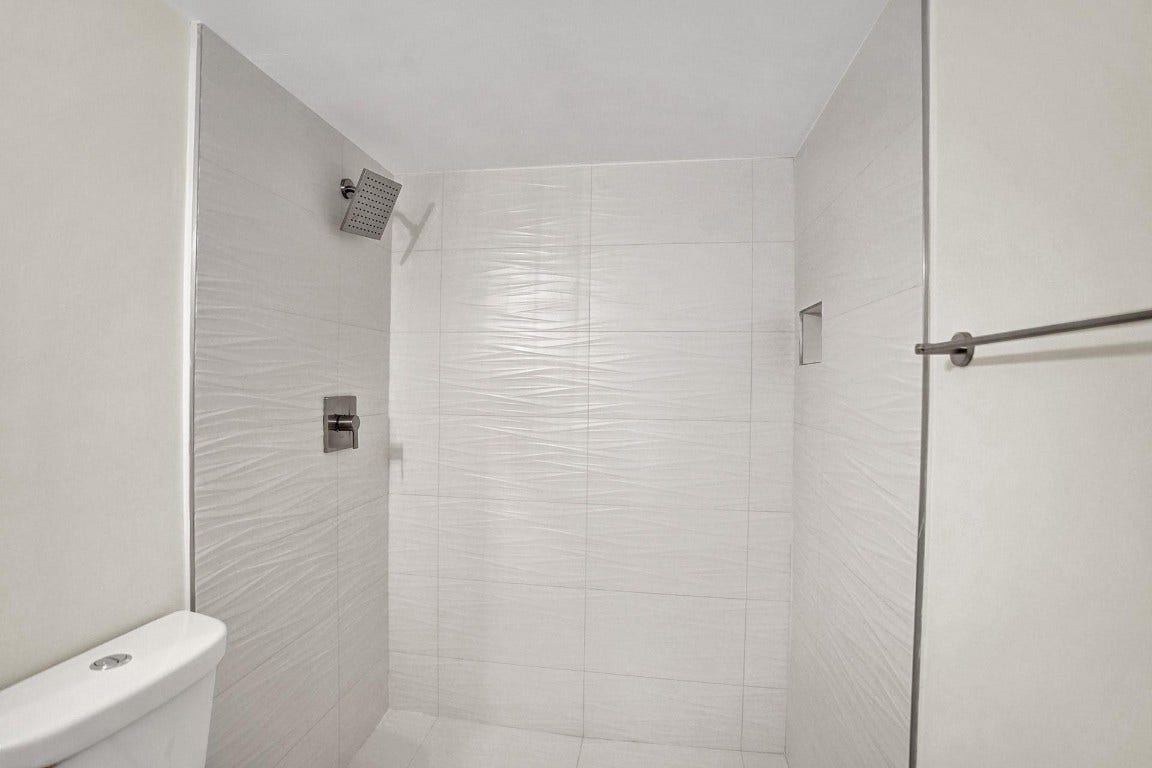3115 Oakland Shores Drive, #E109, Oakland Park, FL 33309 3115 Oakland Shores Drive, #E109, Oakland Park, FL 33309