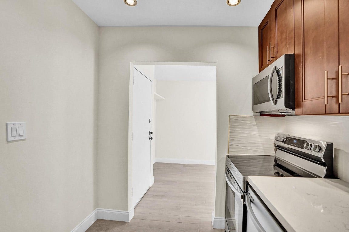 3115 Oakland Shores Drive, #E109, Oakland Park, FL 33309 3115 Oakland Shores Drive, #E109, Oakland Park, FL 33309