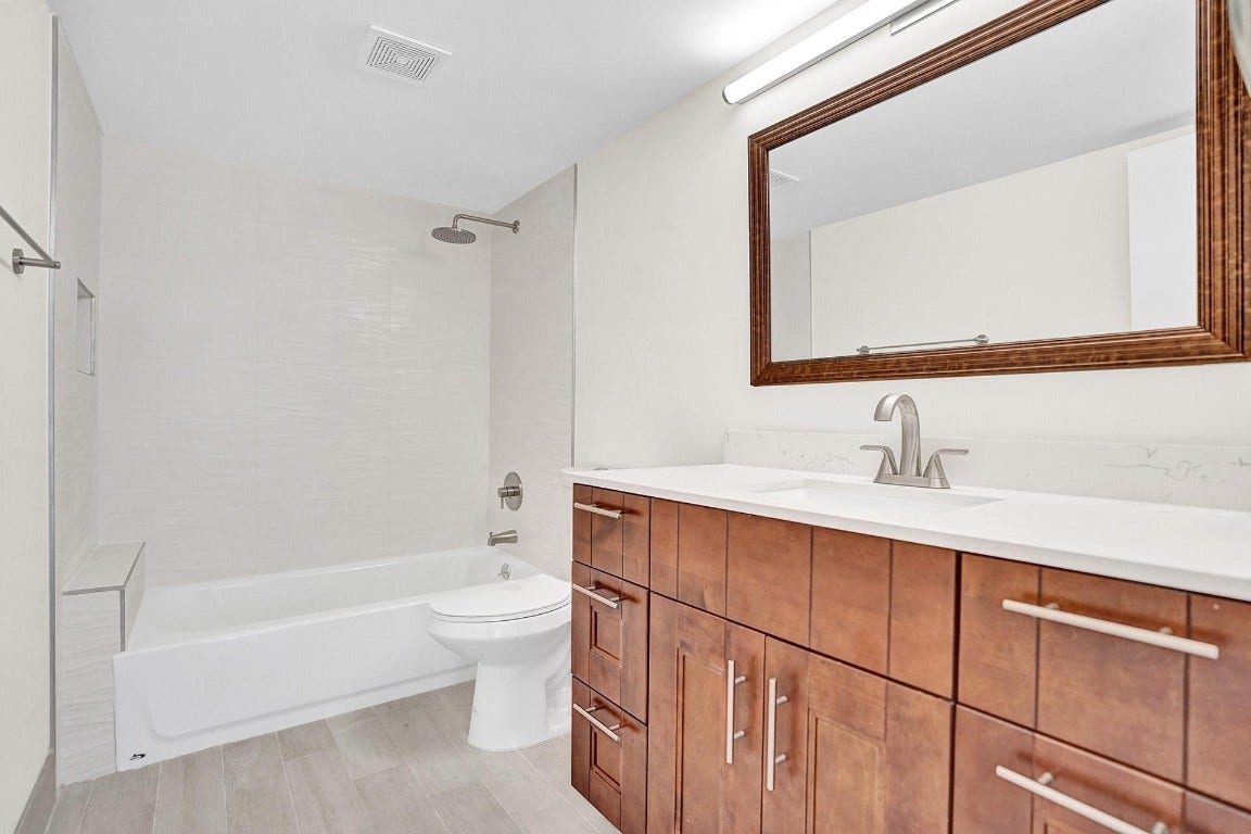3115 Oakland Shores Drive, #E109, Oakland Park, FL 33309 3115 Oakland Shores Drive, #E109, Oakland Park, FL 33309