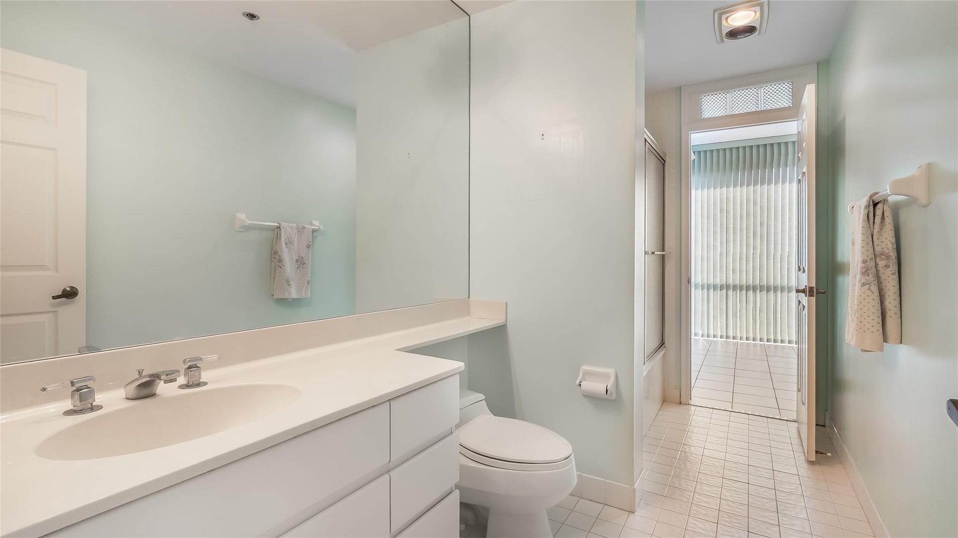 4116 W Palm Aire Drive, #165A, Pompano Beach, FL 33069 Second bathroom for second bedroom and enclosed balcony room.