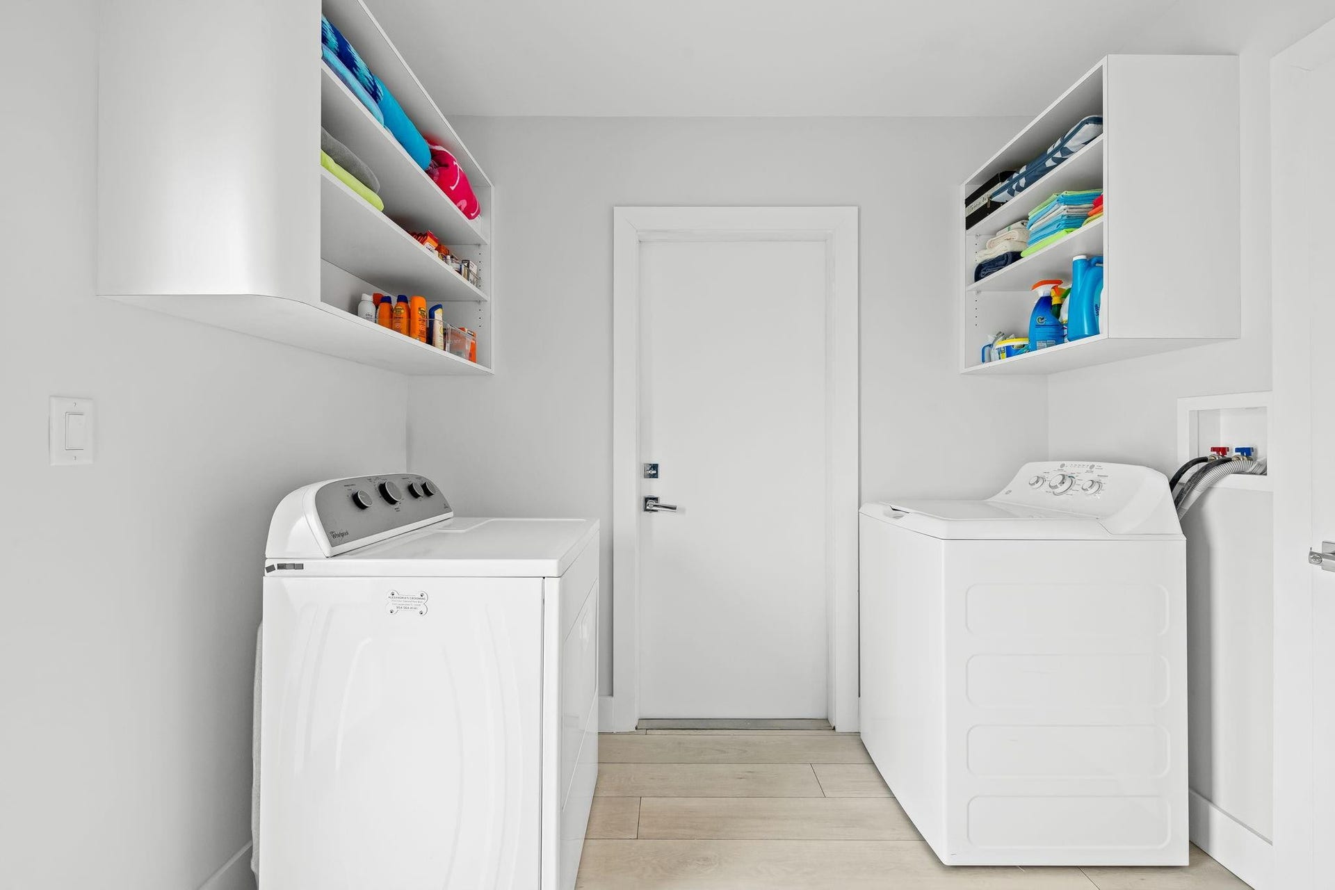1731 NE 23rd Avenue, Fort Lauderdale, FL 33305 In house Laundry room