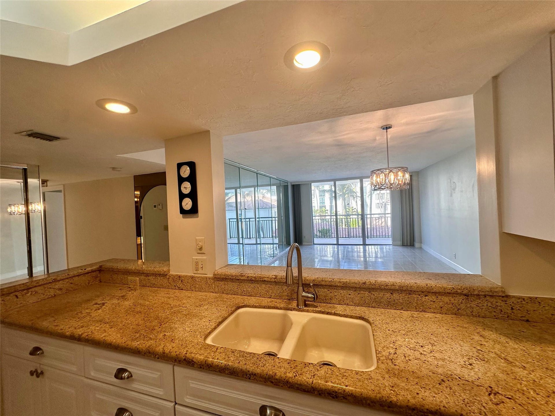 1149 Hillsboro Mile, #309, Hillsboro Beach, Hillsboro Beach, FL 33062 Photo 7