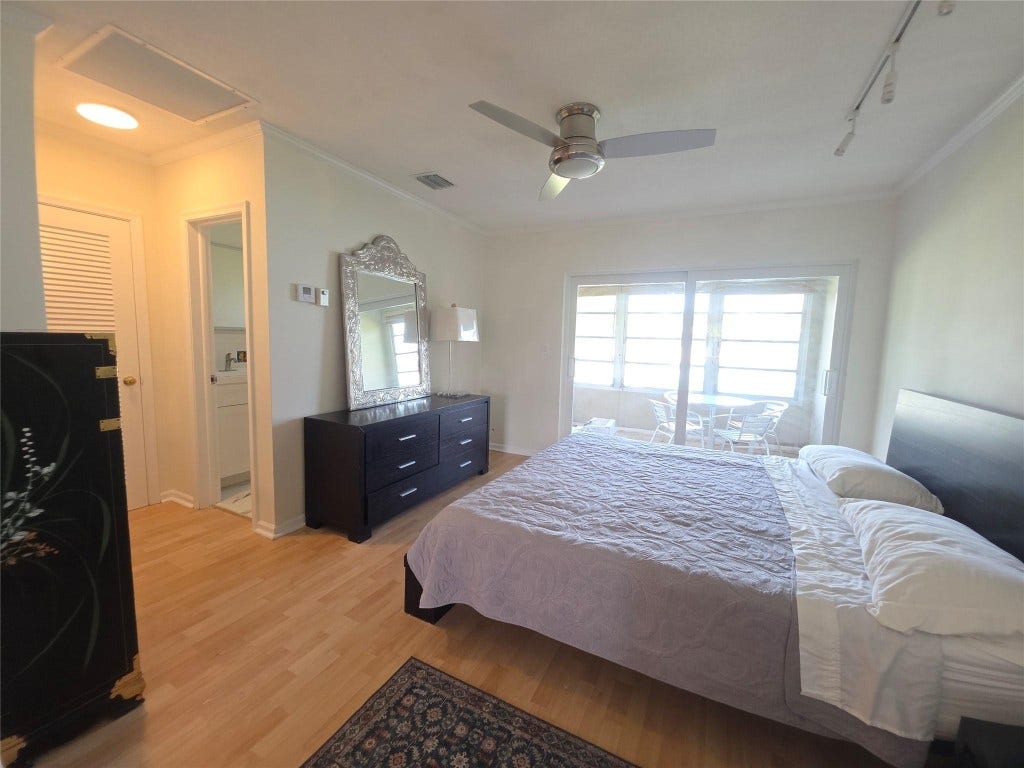 2131 NE 42nd Court, #208e, Lighthouse Point, FL 33064 2131 NE 42nd Court, #208e, Lighthouse Point, FL 33064