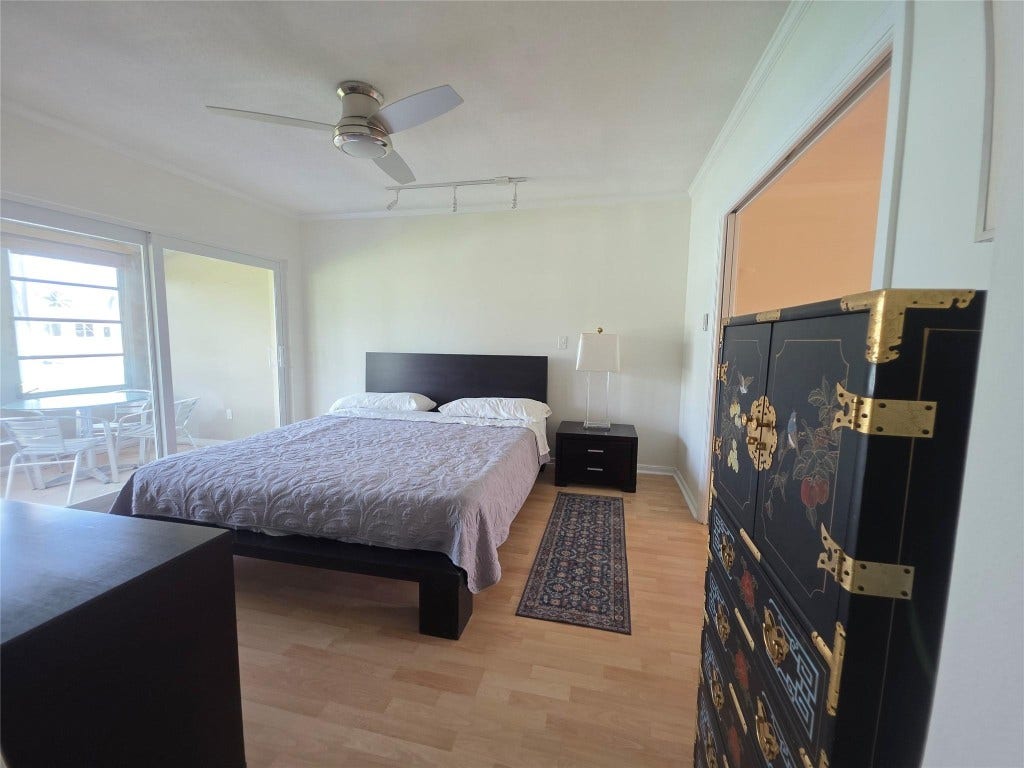 2131 NE 42nd Court, #208e, Lighthouse Point, FL 33064 2131 NE 42nd Court, #208e, Lighthouse Point, FL 33064