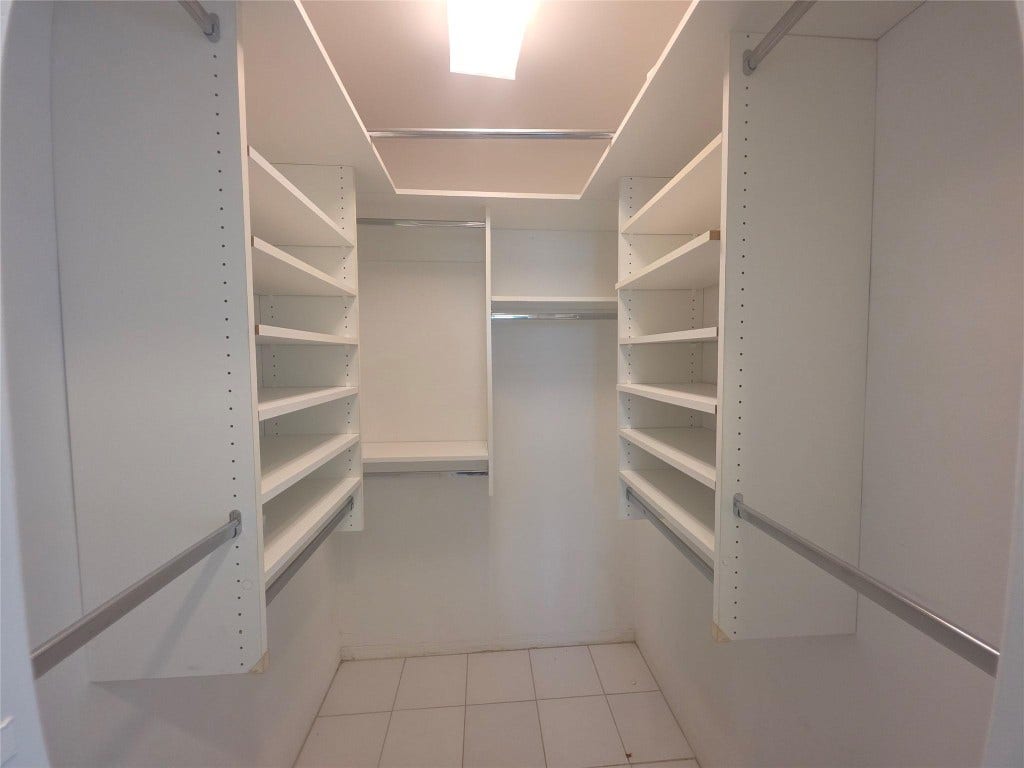 2131 NE 42nd Court, #208e, Lighthouse Point, FL 33064 2131 NE 42nd Court, #208e, Lighthouse Point, FL 33064