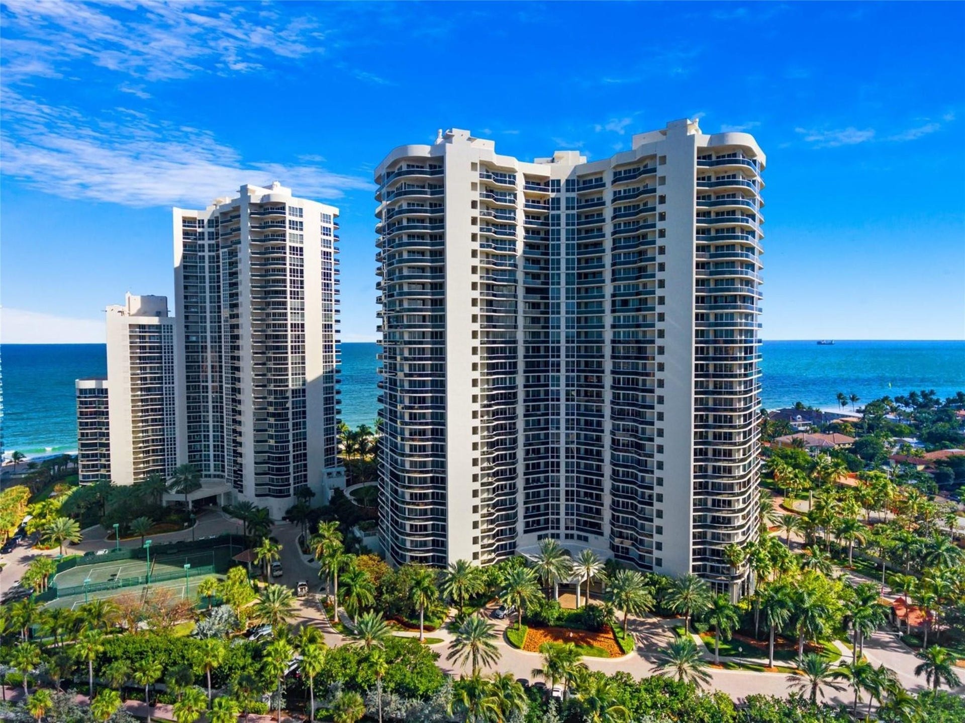 3200 N Ocean Boulevard, #2505, Fort Lauderdale, FL 33308 10 acres, Resort Pool & Restaurant, Tennis, Dog Path