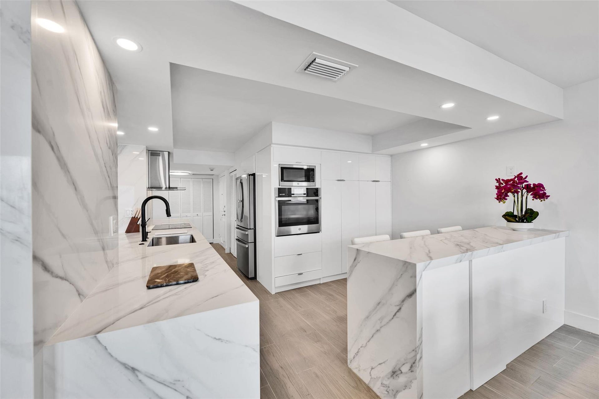 5100 N Ocean Boulevard, #1016, Lauderdale-By-The-Sea, Lauderdale By The Sea, FL 33308