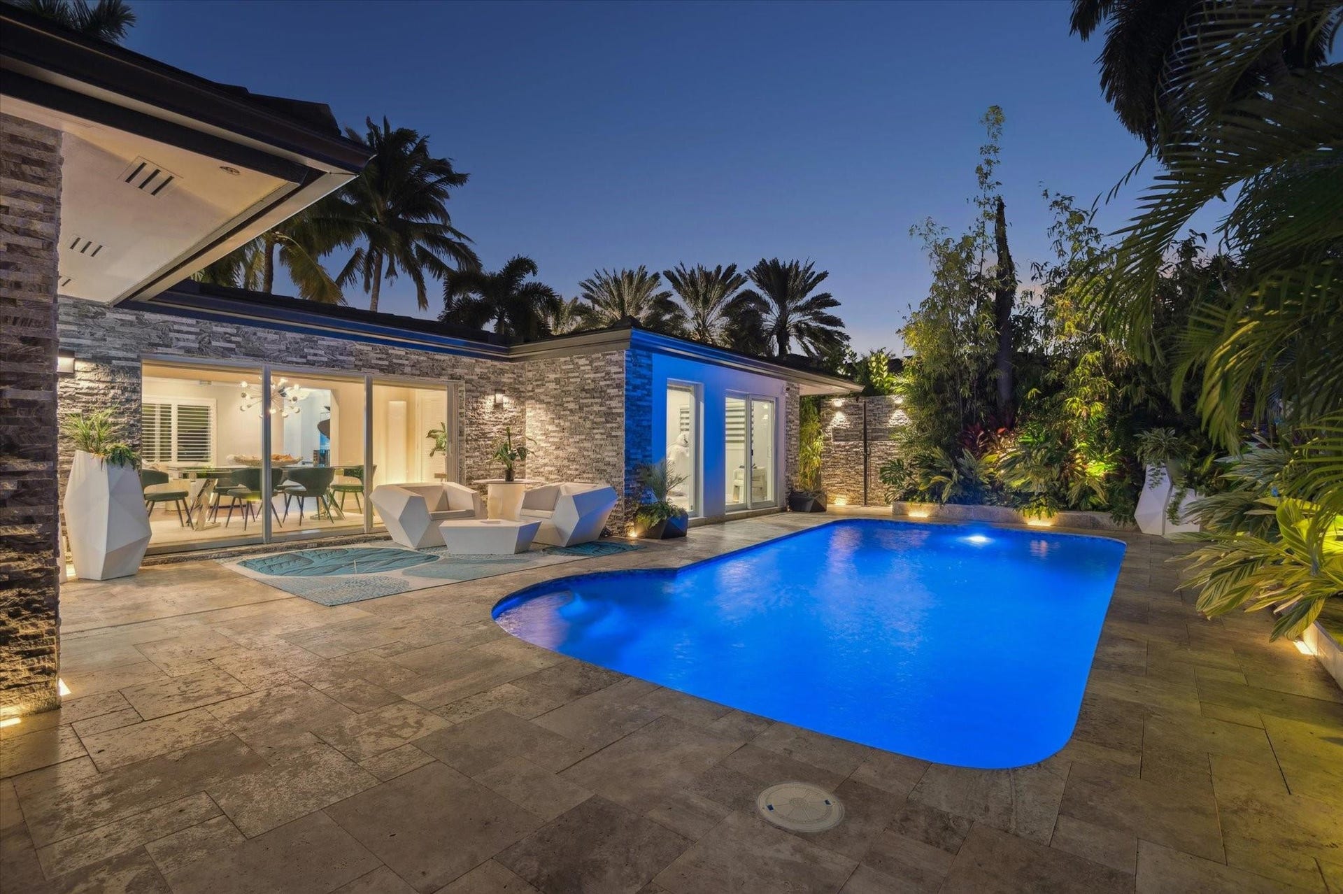 2131 NE 15th Terrace, Wilton Manors, FL 33305 2131 NE 15th Terrace, Wilton Manors, FL 33305