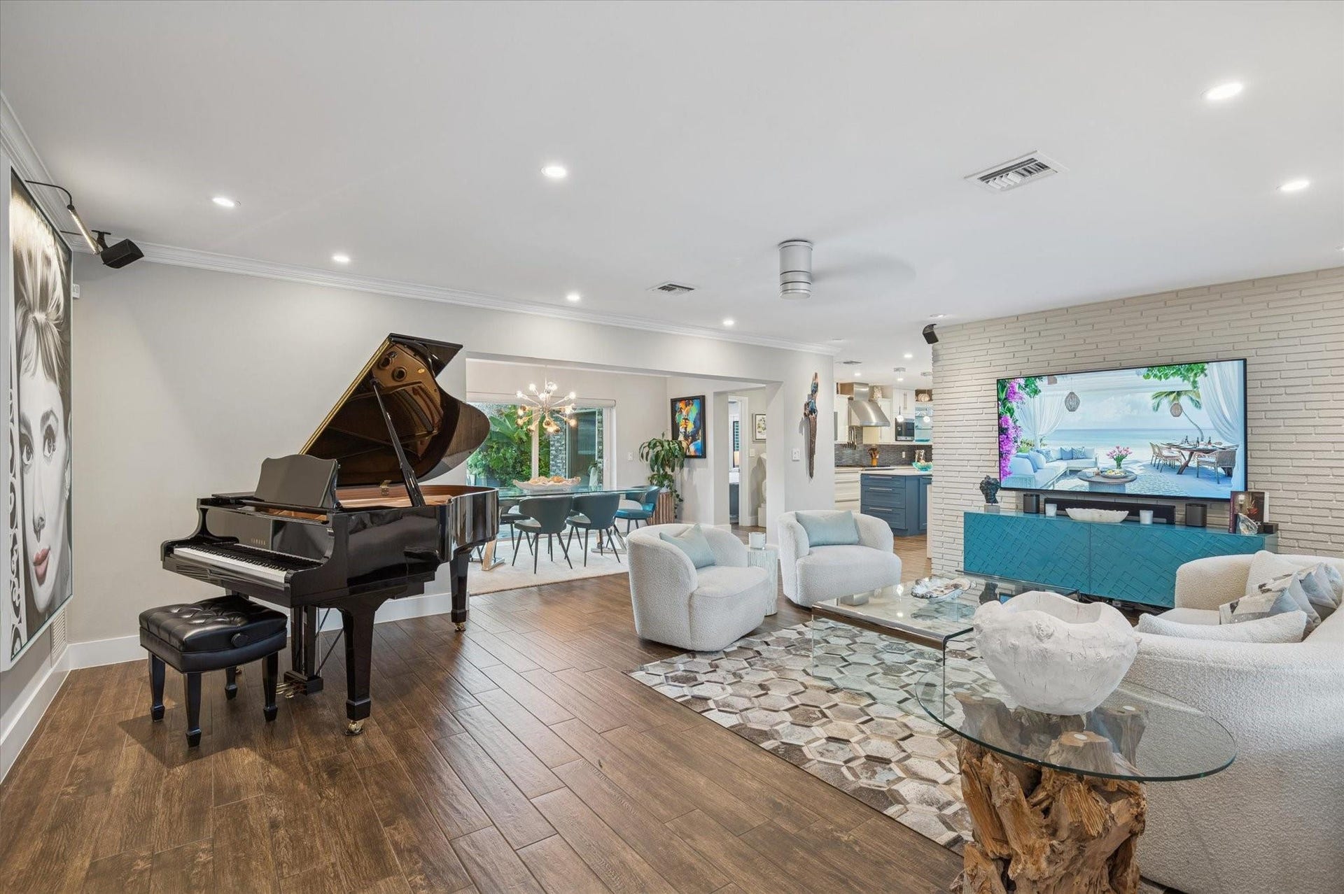 2131 NE 15th Terrace, Wilton Manors, FL 33305 2131 NE 15th Terrace, Wilton Manors, FL 33305