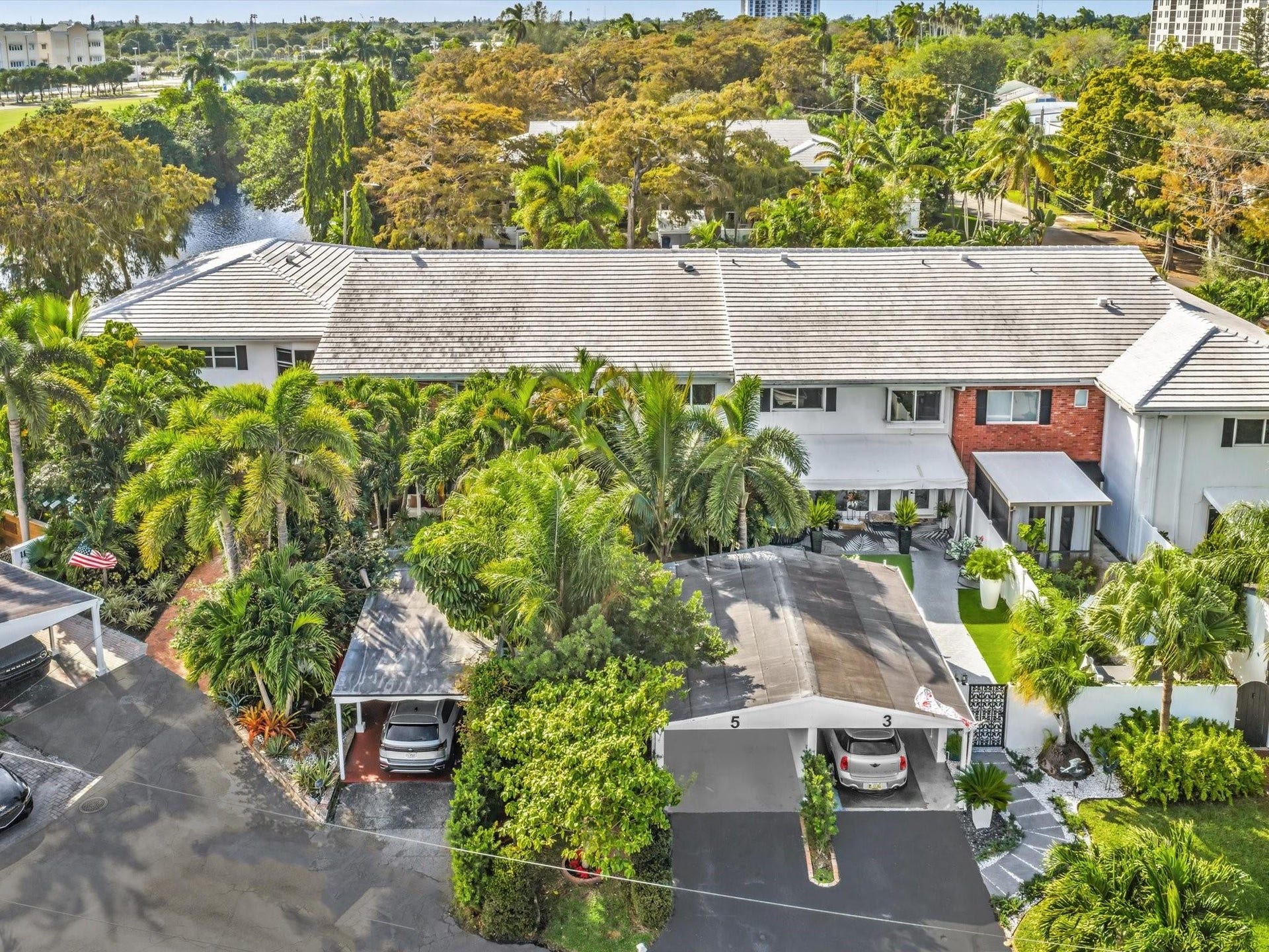 5 Middlesex Drive, #5, Wilton Manors, FL 33305 Ariel From The Front Looking West
