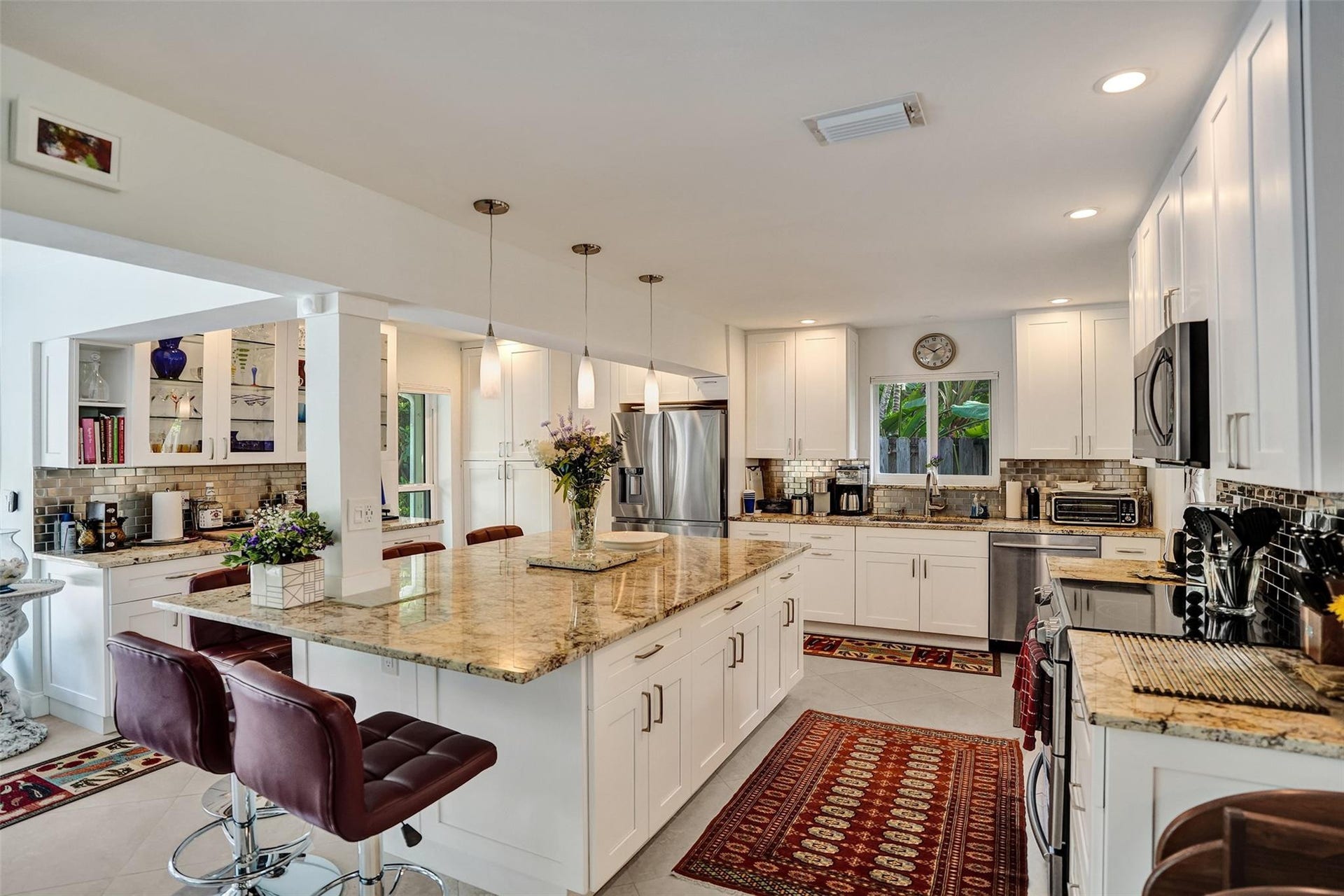 2949 NE 1st Avenue, Wilton Manors, FL 33334 2949 NE 1st Avenue, Wilton Manors, FL 33334