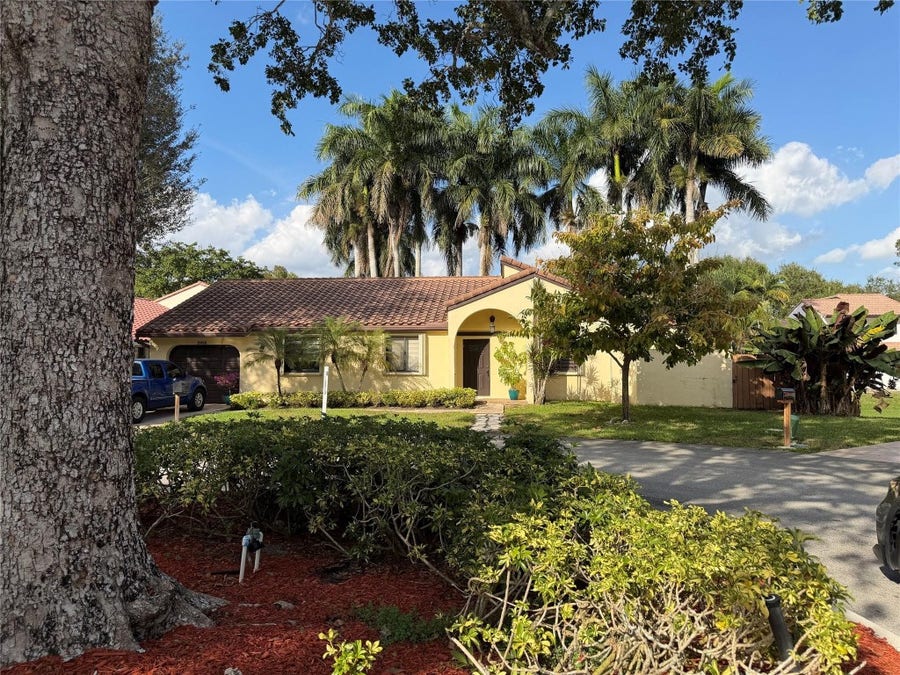 Property photo for 2925 Azalea Drive, Hollywood, FL
