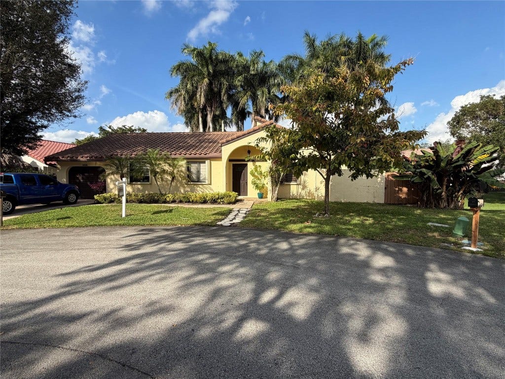 2925 Azalea Drive, Hollywood, FL 33026