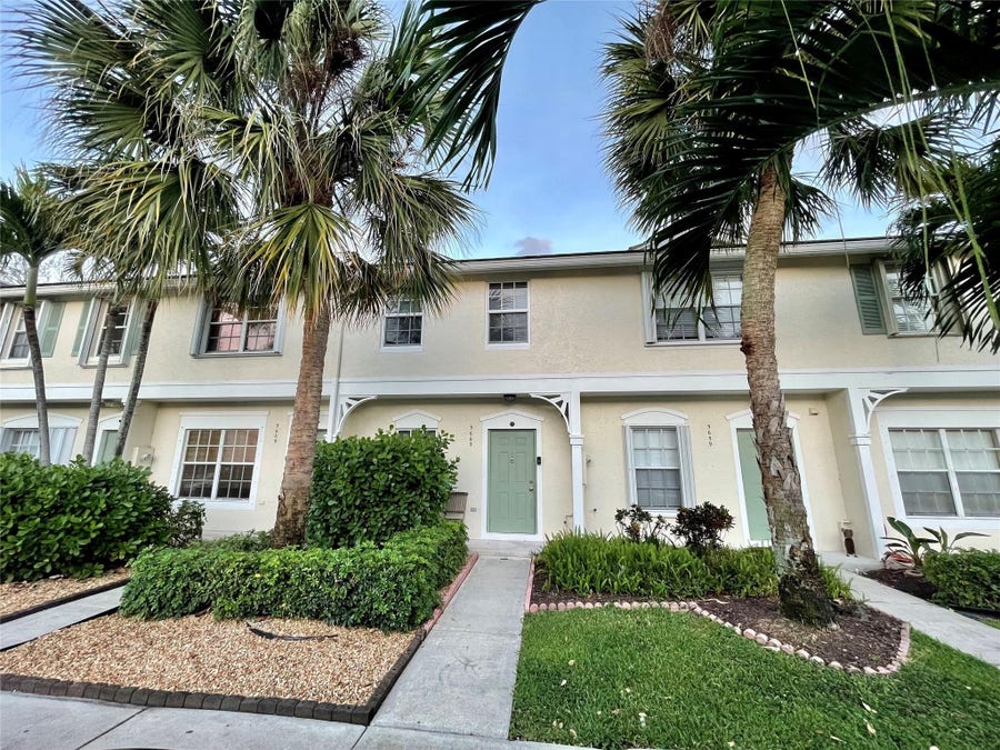 Property photo for 9914 NW 56th Place, Coral Springs, FL