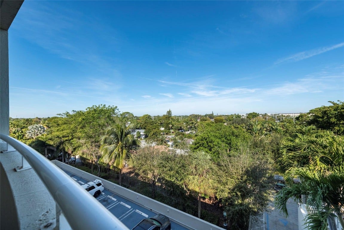 2301 Wilton Drive, #R409, Wilton Manors, FL 33305