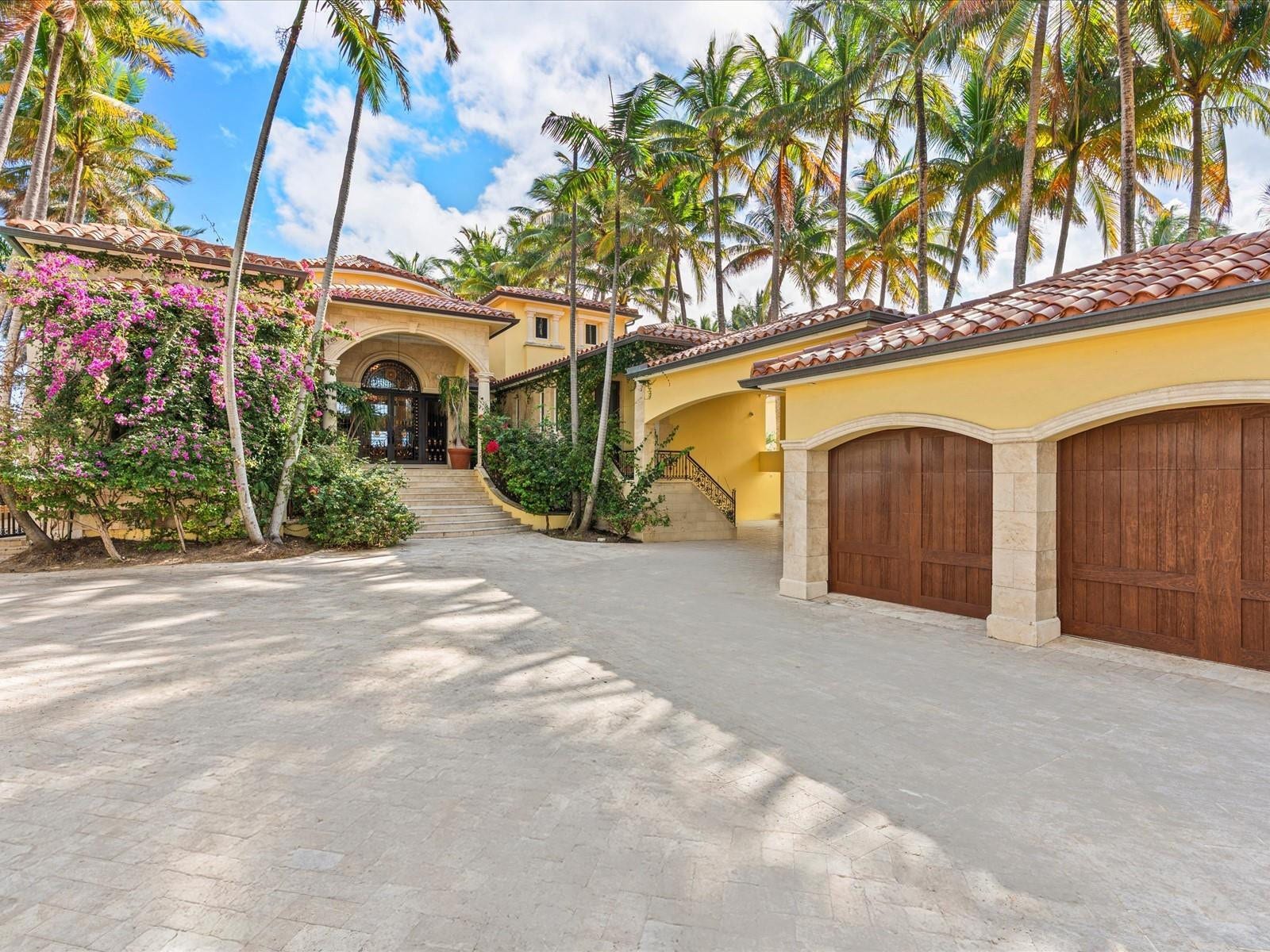 555 Ocean Boulevard, Golden Beach, FL 33160 Photo 24