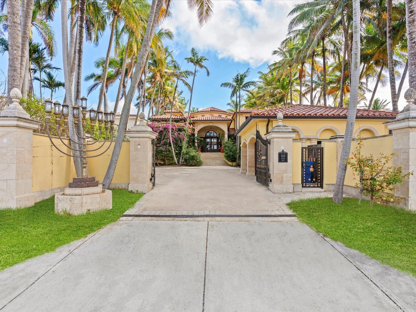 555 Ocean Boulevard, Golden Beach, FL 33160 Photo 1