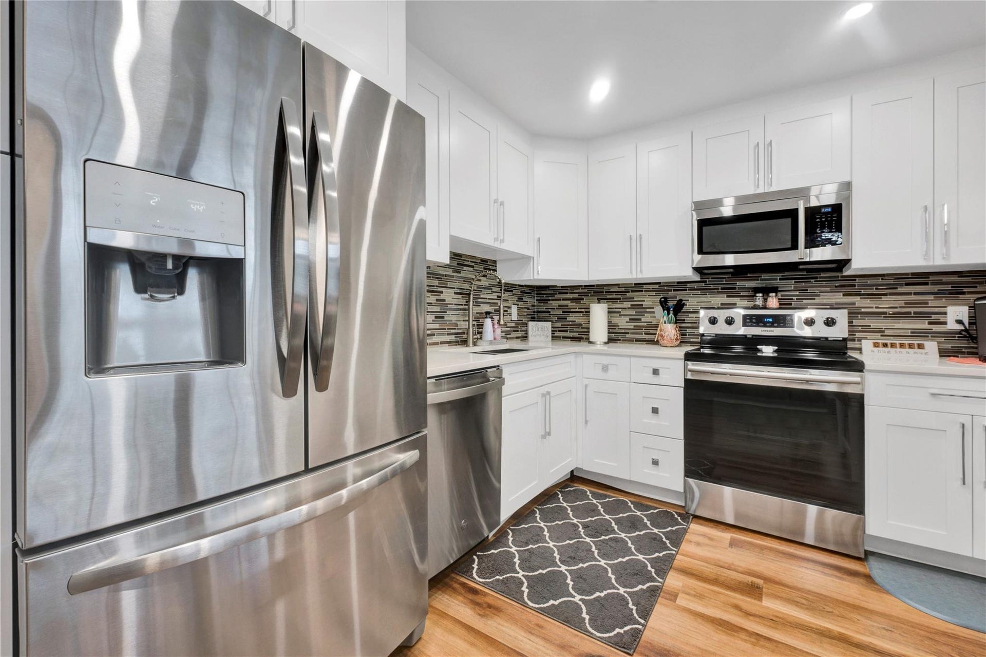 4015 W Palm Aire Drive, #402, Pompano Beach, FL 33069 Photo 5